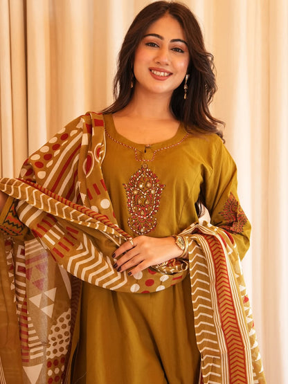 We are here to spread some magic to your ethnic Heavy Cotton