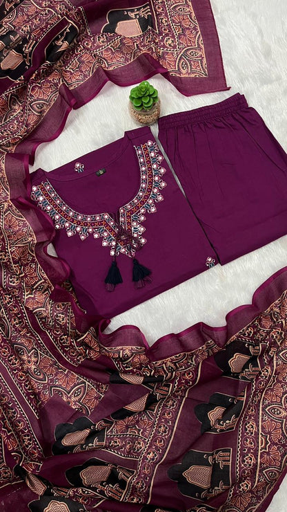 Pure fine Cotton fabric   Kurti with Pant with cotton 100-100 Dupatta (SWDT02)
