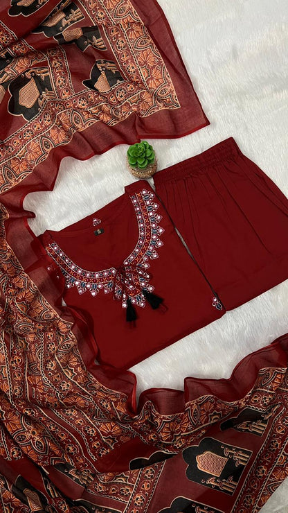 Pure fine Cotton fabric   Kurti with Pant with cotton 100-100 Dupatta (SWDT01)
