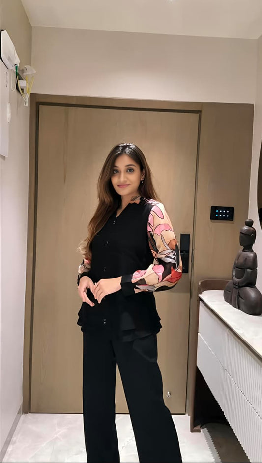 New to our smart premium woven cotton co-ord set with Beautiful Fox Georgette sleeves that's perfect for work to vacation