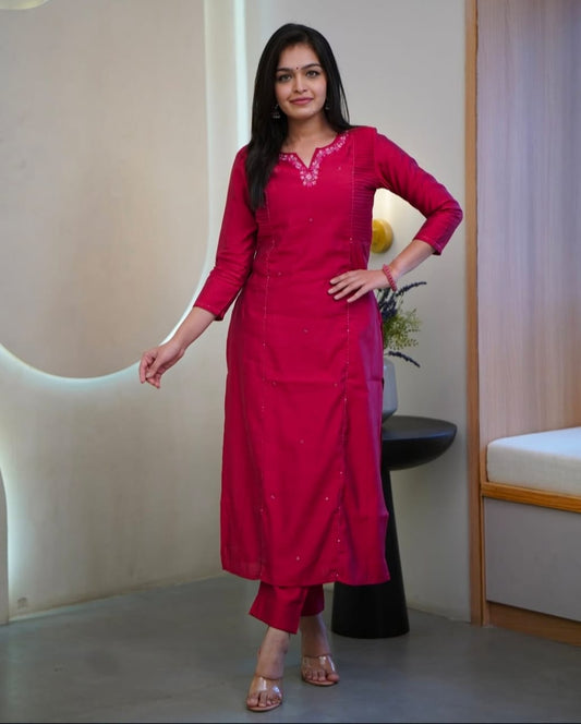 This Kurti,pant set is perfect for the summer season with its vibrant f and confident (SSK02)