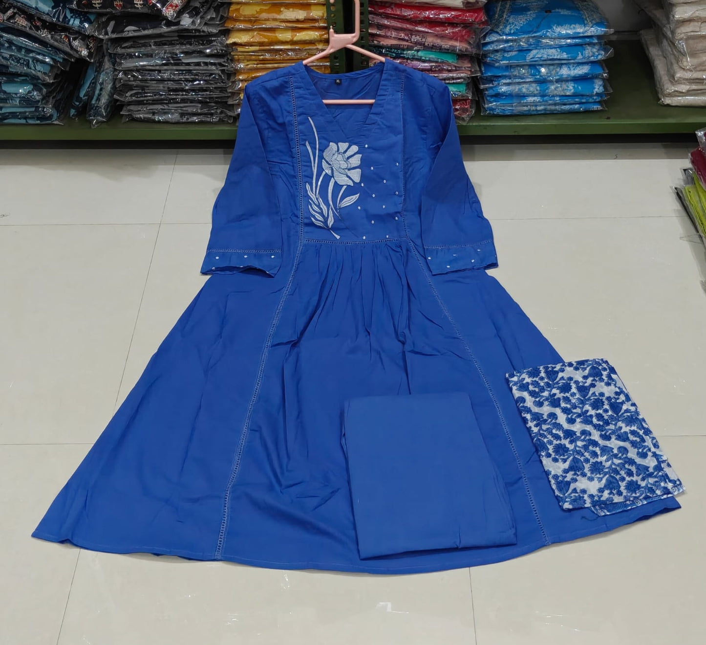 Get perfect casual  yet classy look ( KCBM01 )