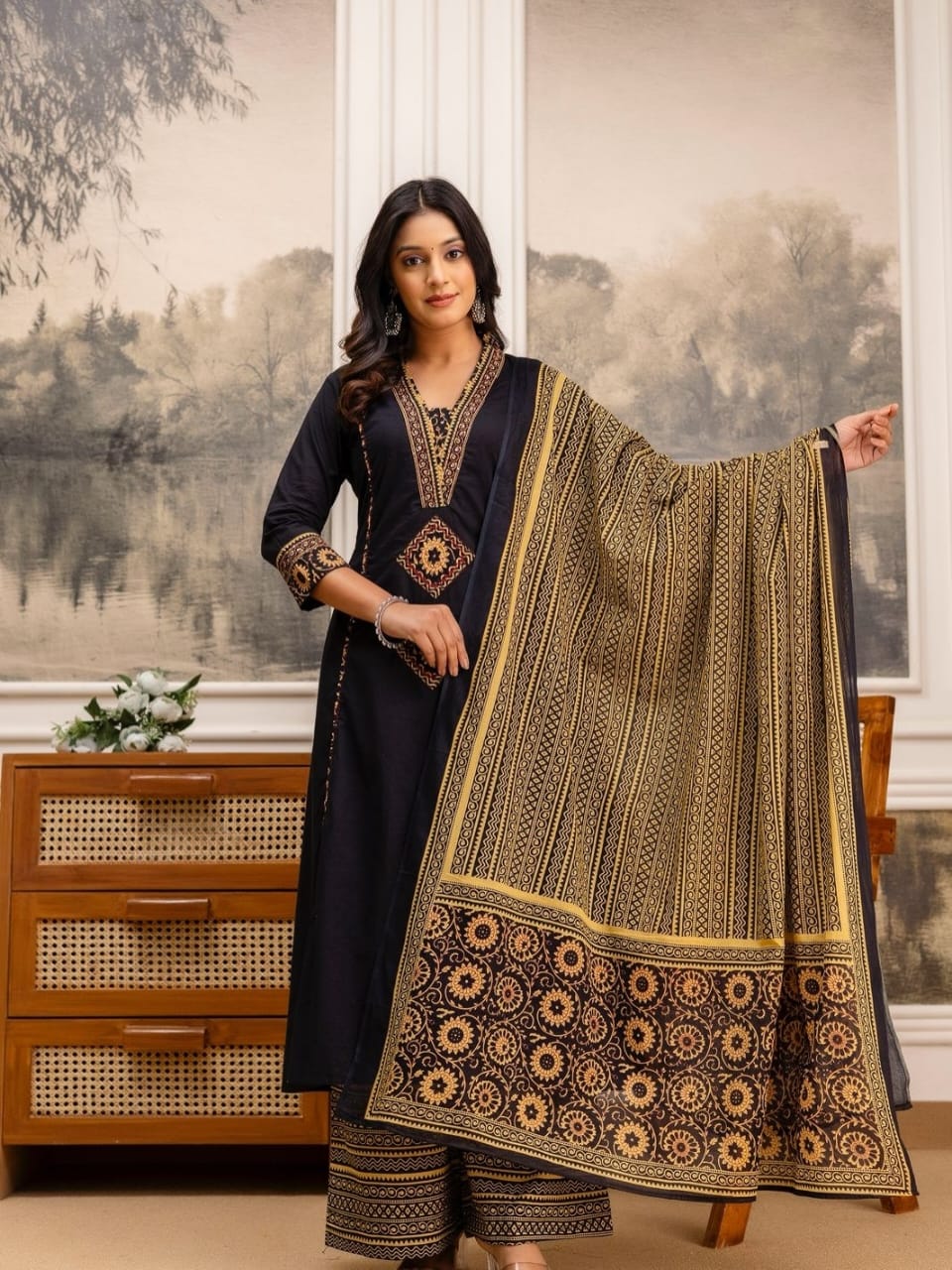 We are here to spread some magic to your ethnic Heavy Cotton (BMAJ01)