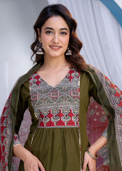 We are here to spread some magic to your ethnic Heavy Cotton (SRRC01)