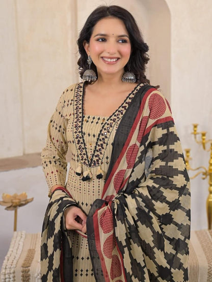 New Arrival Women Pure Cotton Printed Suit Set with Dupatta (ANJRD162)