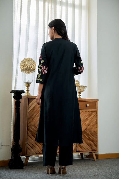 Women’s Designer A-Line Kurta Set with Beautiful Floral Embroidery (nama002)