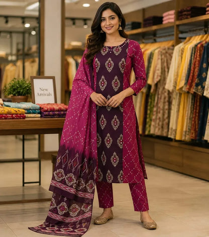 Heavy Cotton Hand Work Kurti Pant Set with Cotton Dupatta (daz01)